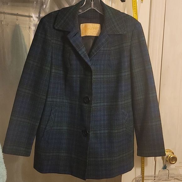 Pendleton 100% Virgin Wool, Satin,Plaid Jacket, sz Lg. Green, blue,black, gold.